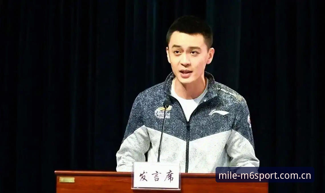 杨鸣的预言 vs C罗的压力：谁更懂世界杯前锋的进球密码？